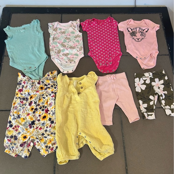 Carter's Other - 0-3 Month Baby Clothing Bundle
